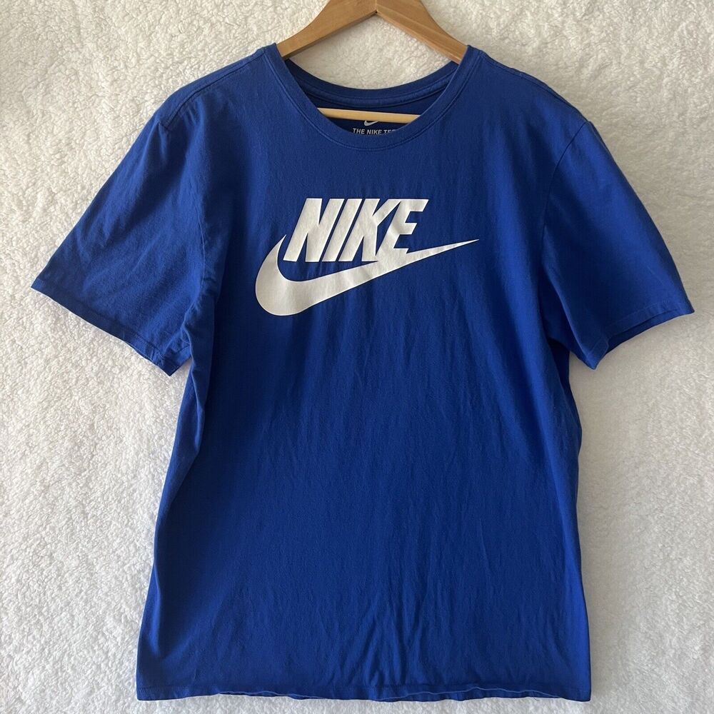 NIKE Men’s Large Athletic Cut Short Sleeve Blue Crew Neck T-Shirt Big Swoosh